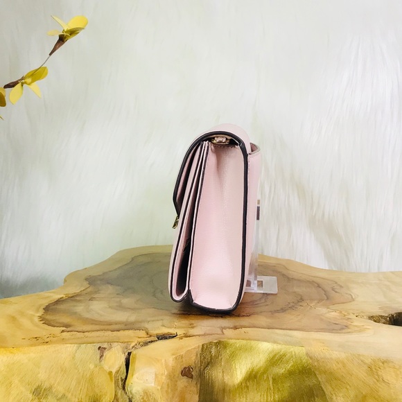 Michael Kors Kinsley Medium Wallet Crossbody Bag - Picture 3 of 8